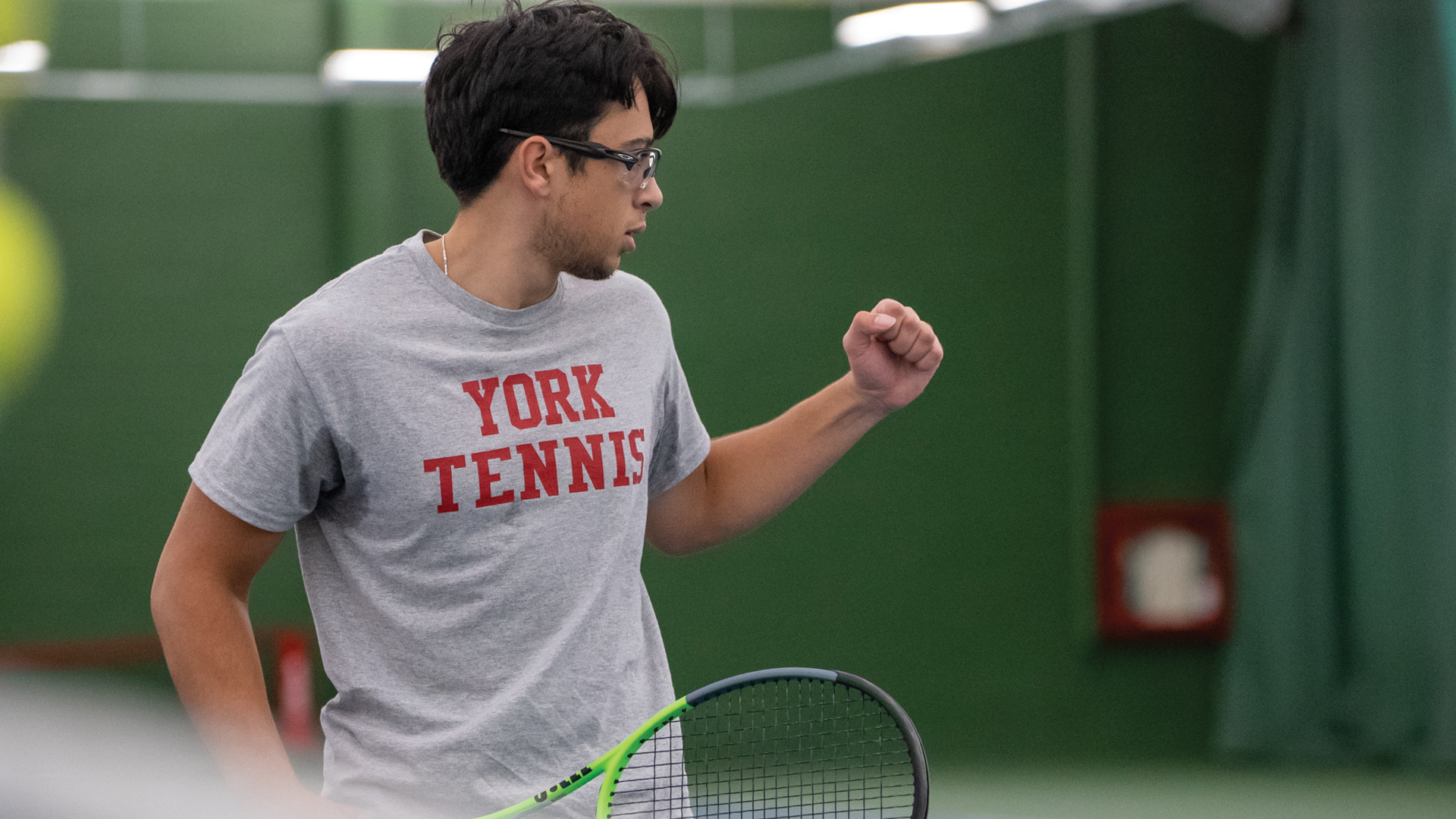 Banner Season: Semifinals decided following opening day of tennis championships