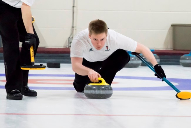 Defending champs, plus four others lock up playoff spot at OUA championship