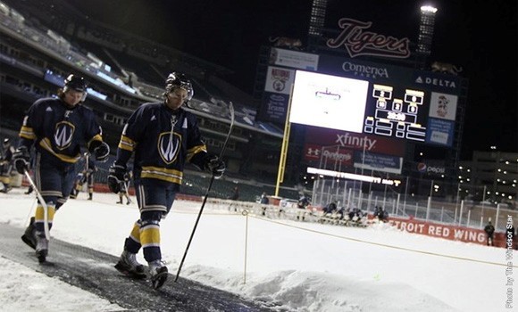 Lancers topped by Mustangs at Comerica Park